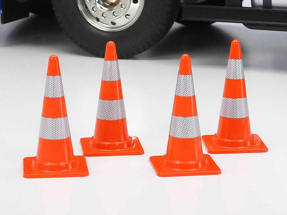 ACCESSORY SET (CONES/TOOLS) 1:14